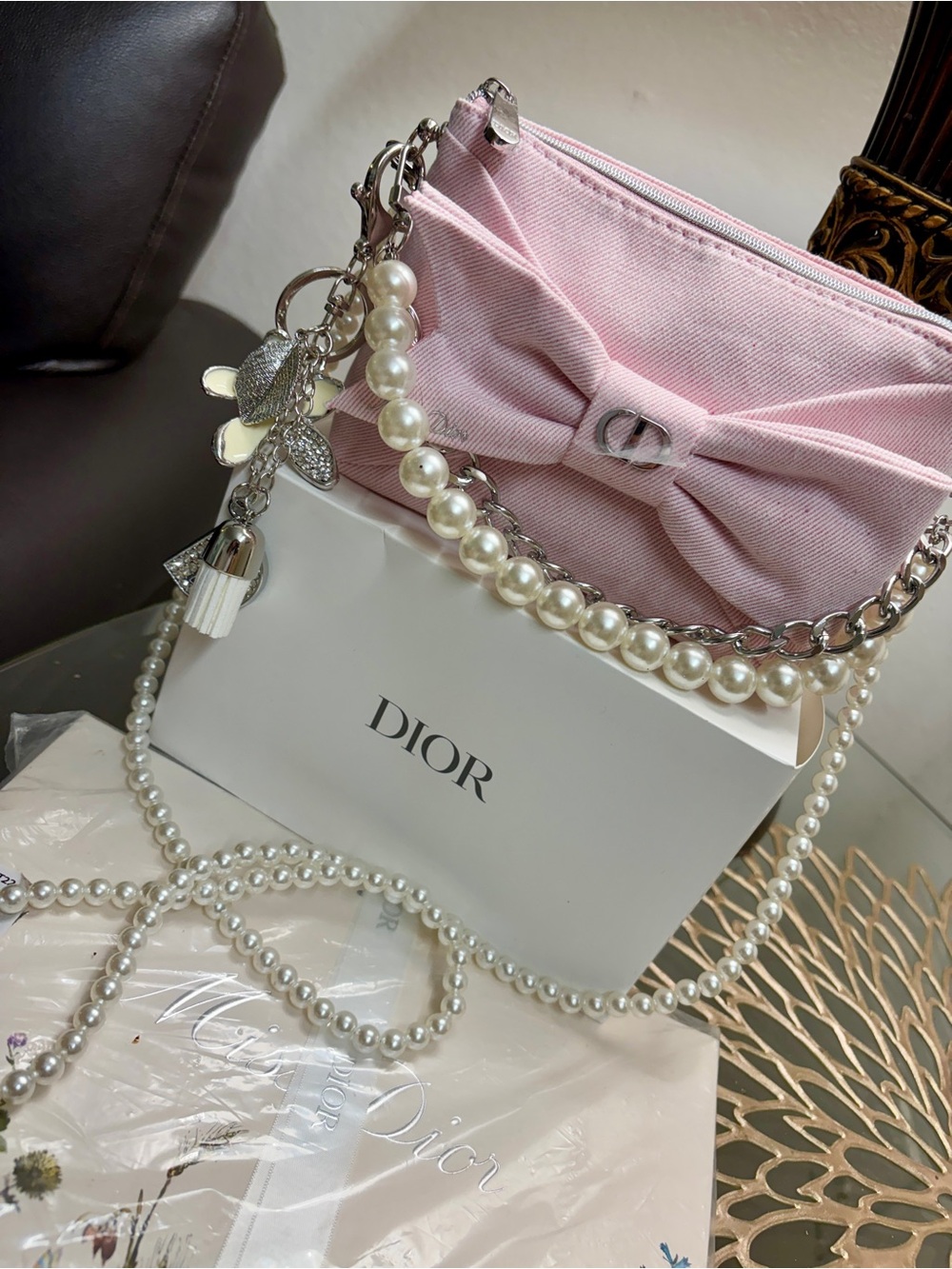 Dior Pink Bow Mini Shoulder Bag with Pearl & Chain Straps - Picture 2 of 16